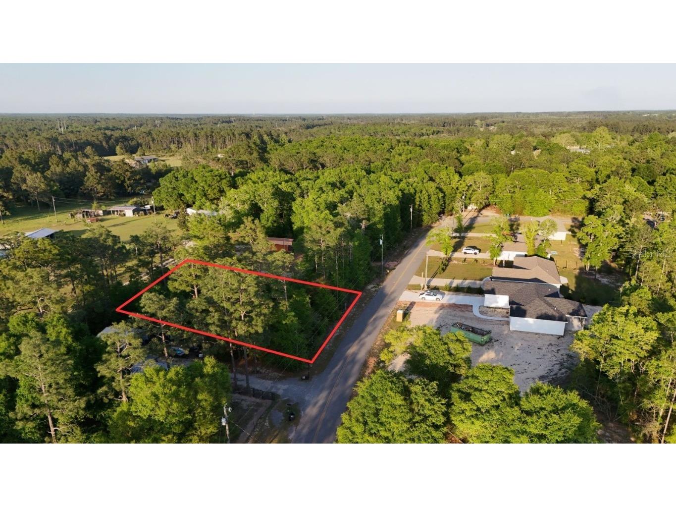 Rubens Lane Defuniak Springs FL 32433 TB8376649 image1