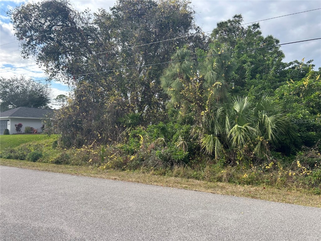 Rumson Road North Port FL 34288 A4638802 image2