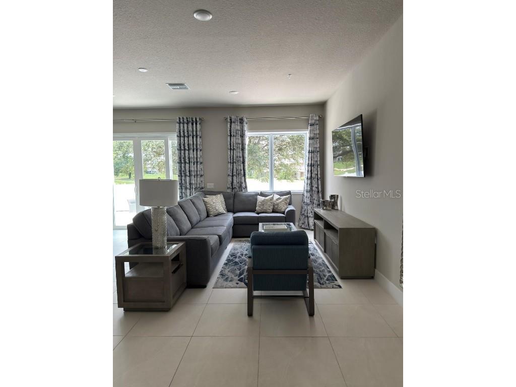  Reunion FL 34747 O6320532 image2