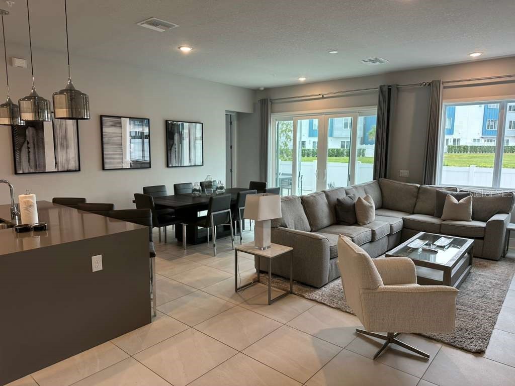  Reunion FL 34747 O6360138 image3