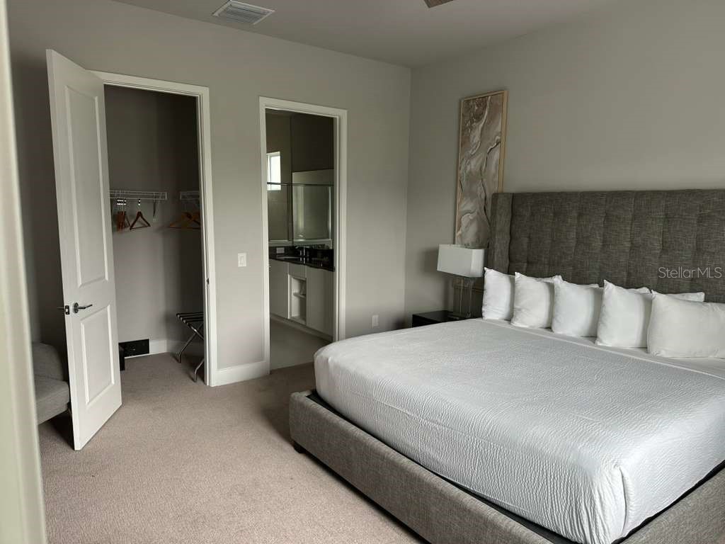  Reunion FL 34747 O6360138 image7