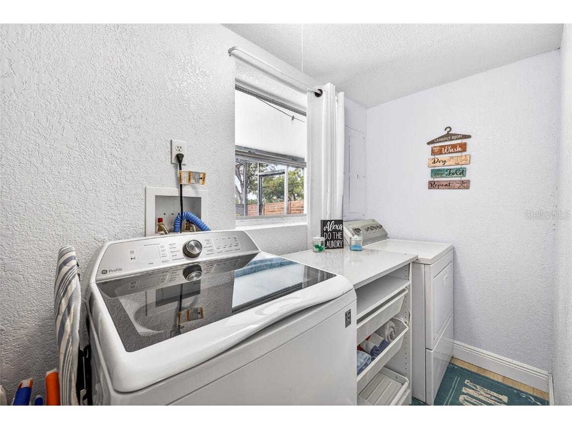  Riverview FL 33578 TB8455571 image24