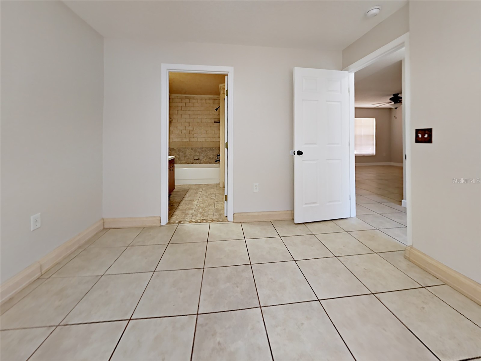  Riverview FL 33578 TB8511064 image7