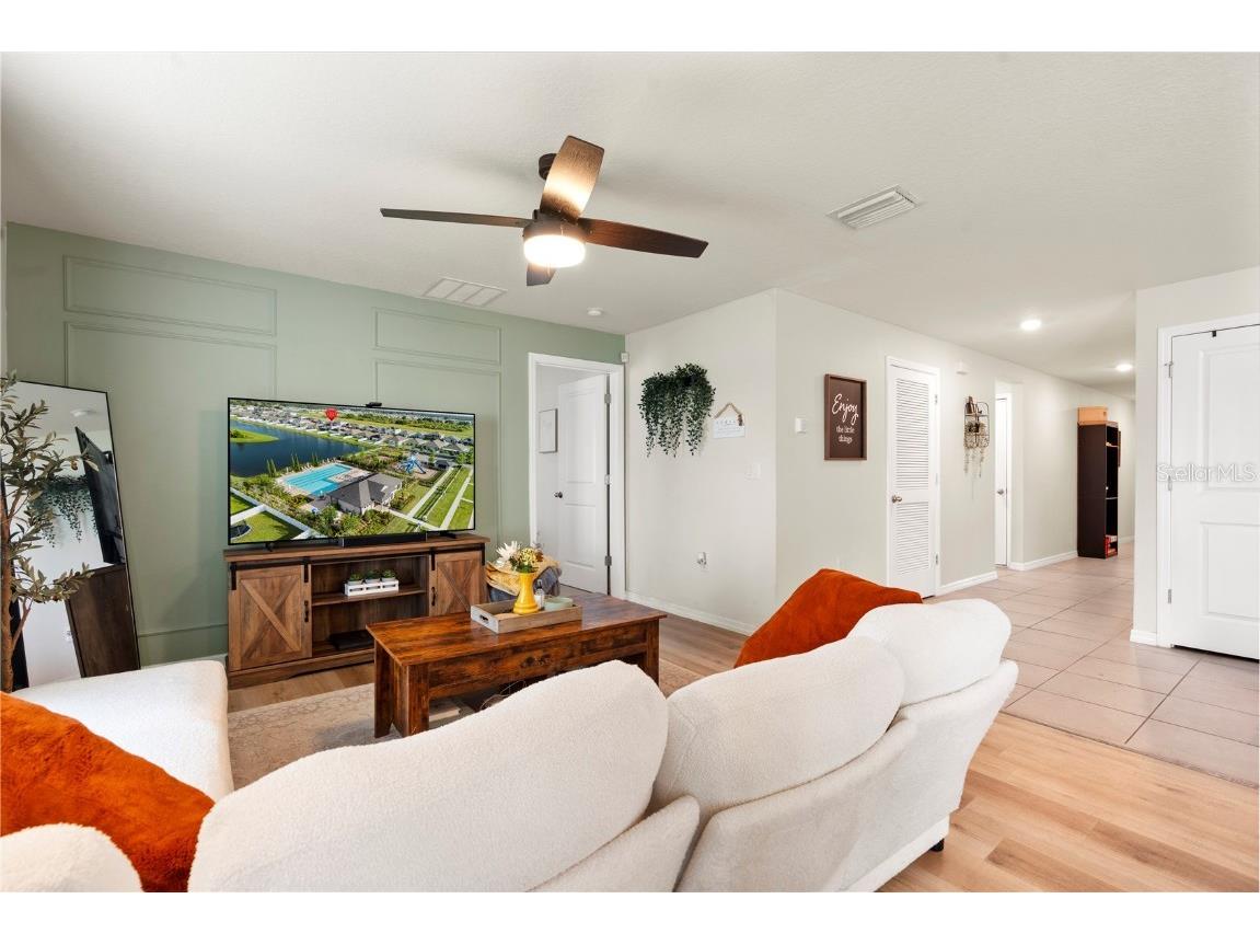  Ruskin FL 33570 TB8419245 image10