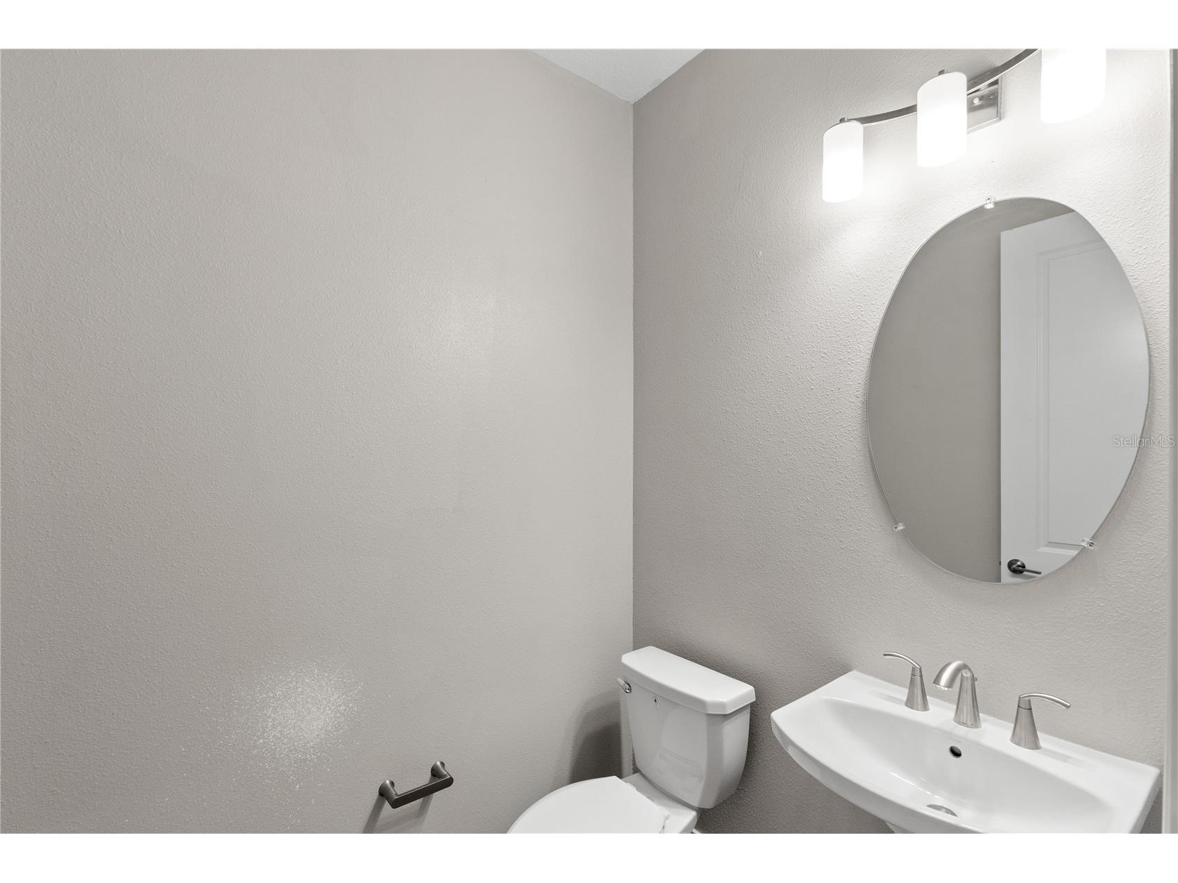  Ruskin FL 33570 TB8520959 image24