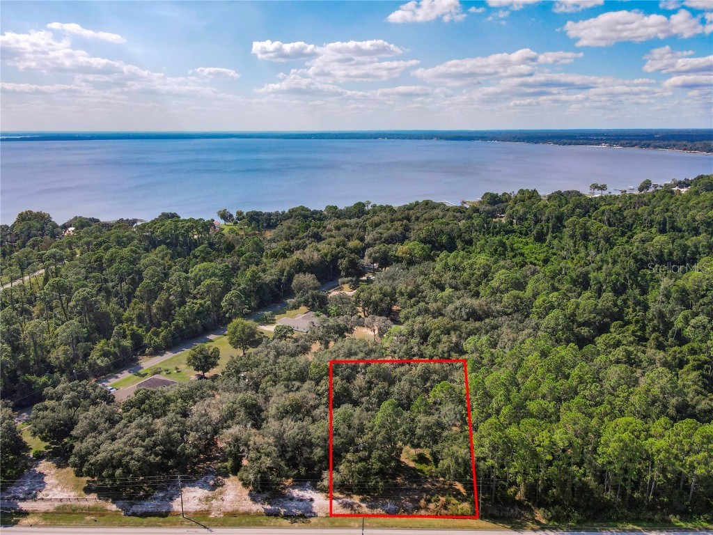 S Hwy 25 Ocklawaha FL 32179 - LAKE WEIR U8140731 image1