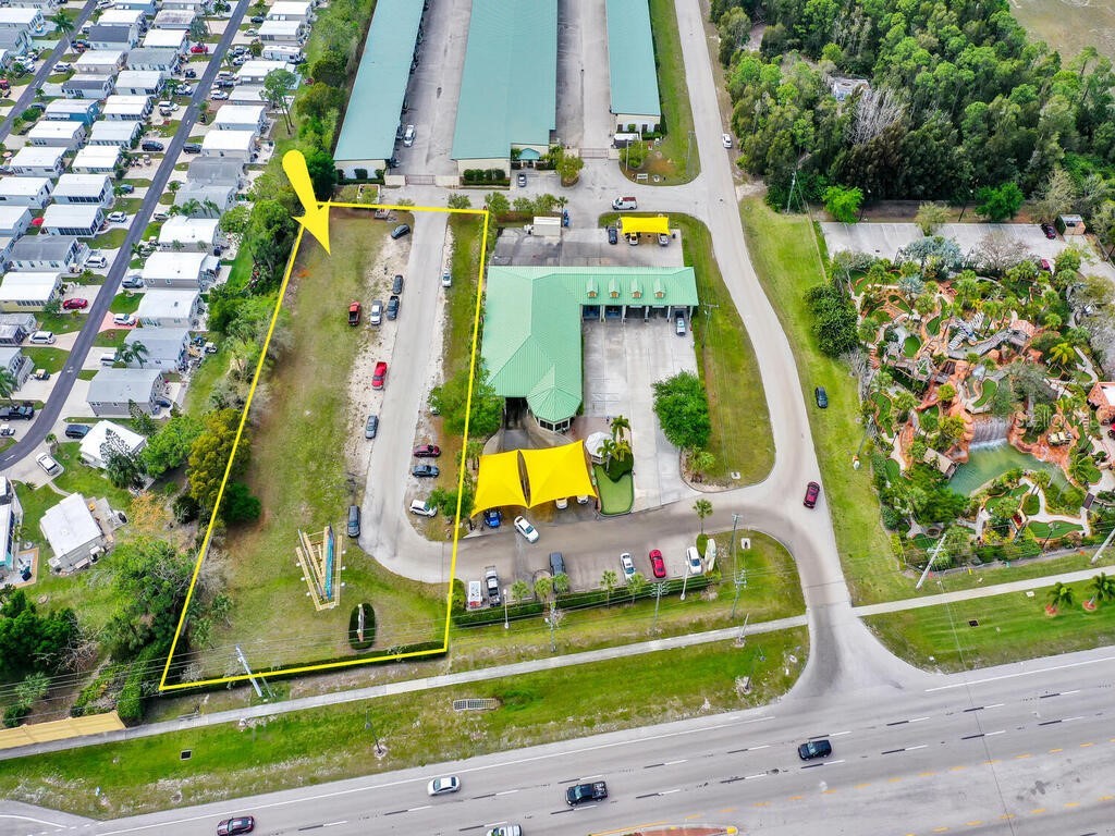 S Tamiami Trail Bonita Springs FL 34134 C7489615 image2