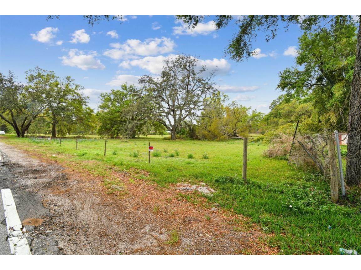 S Taylor Road Seffner FL 33584 TB8361072 image3