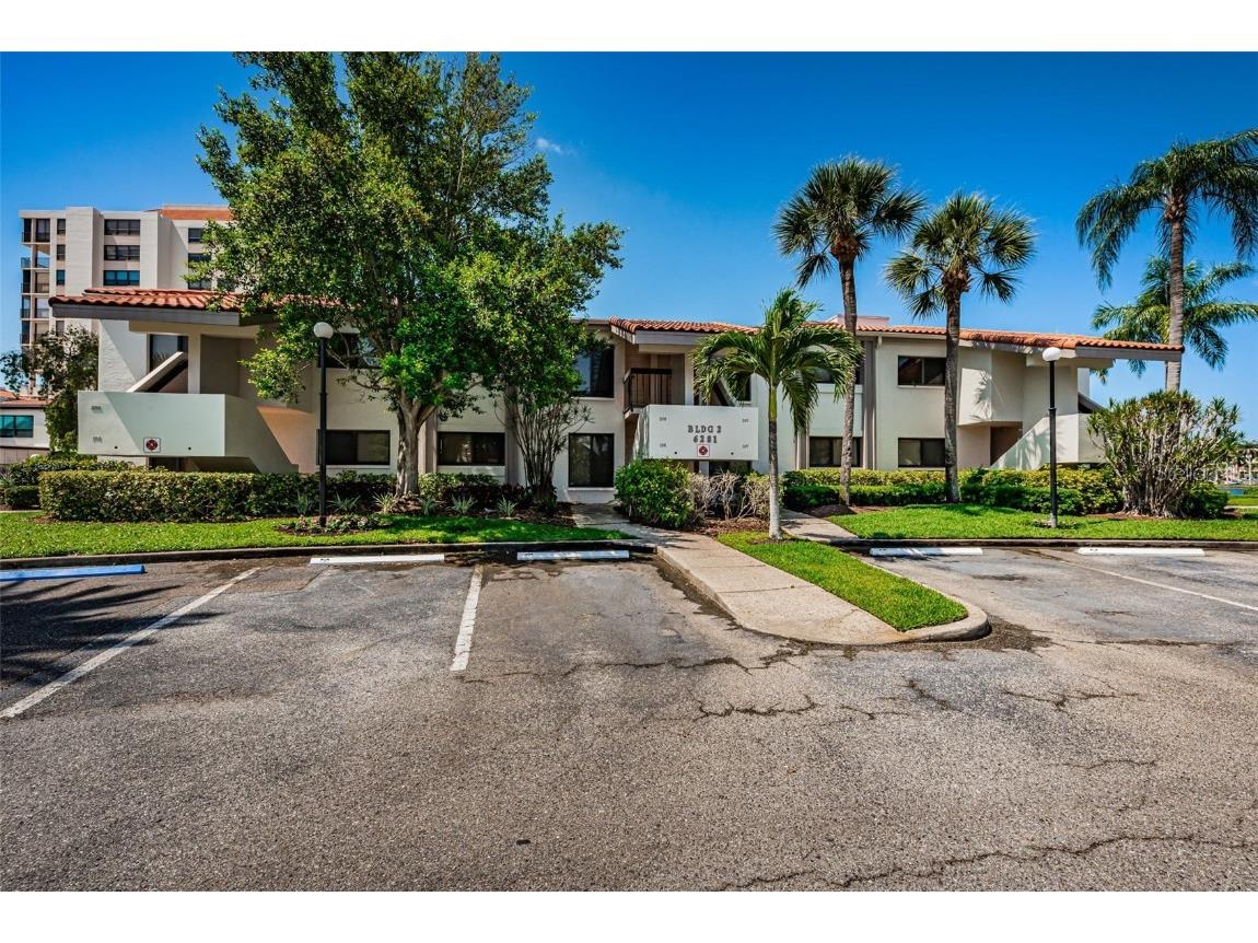  Saint Petersburg FL 33715 U8238569 image1