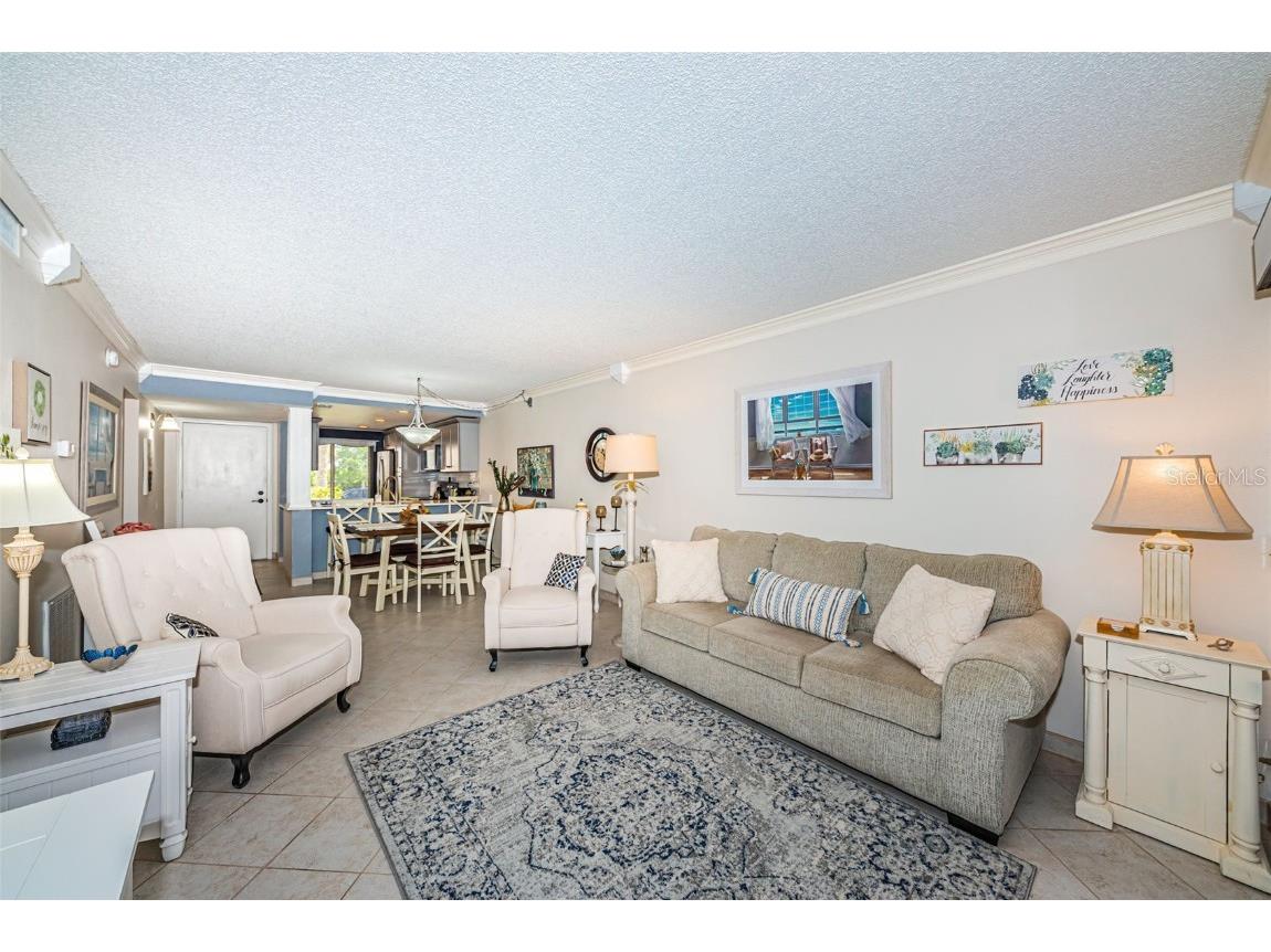  Saint Petersburg FL 33715 U8238569 image4