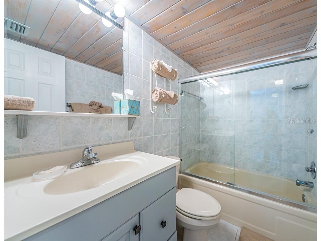  Saint Petersburg FL 33715 U8238569 image7