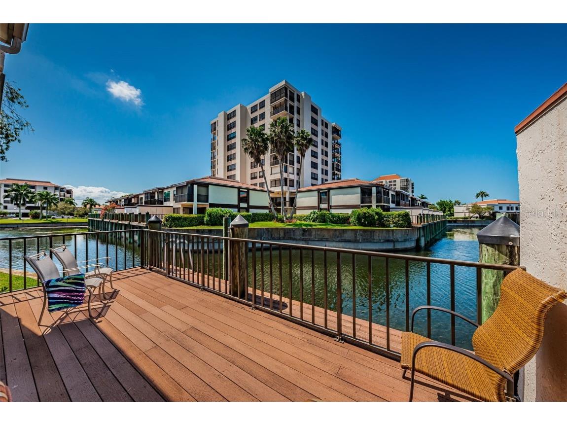  Saint Petersburg FL 33715 U8238569 image9