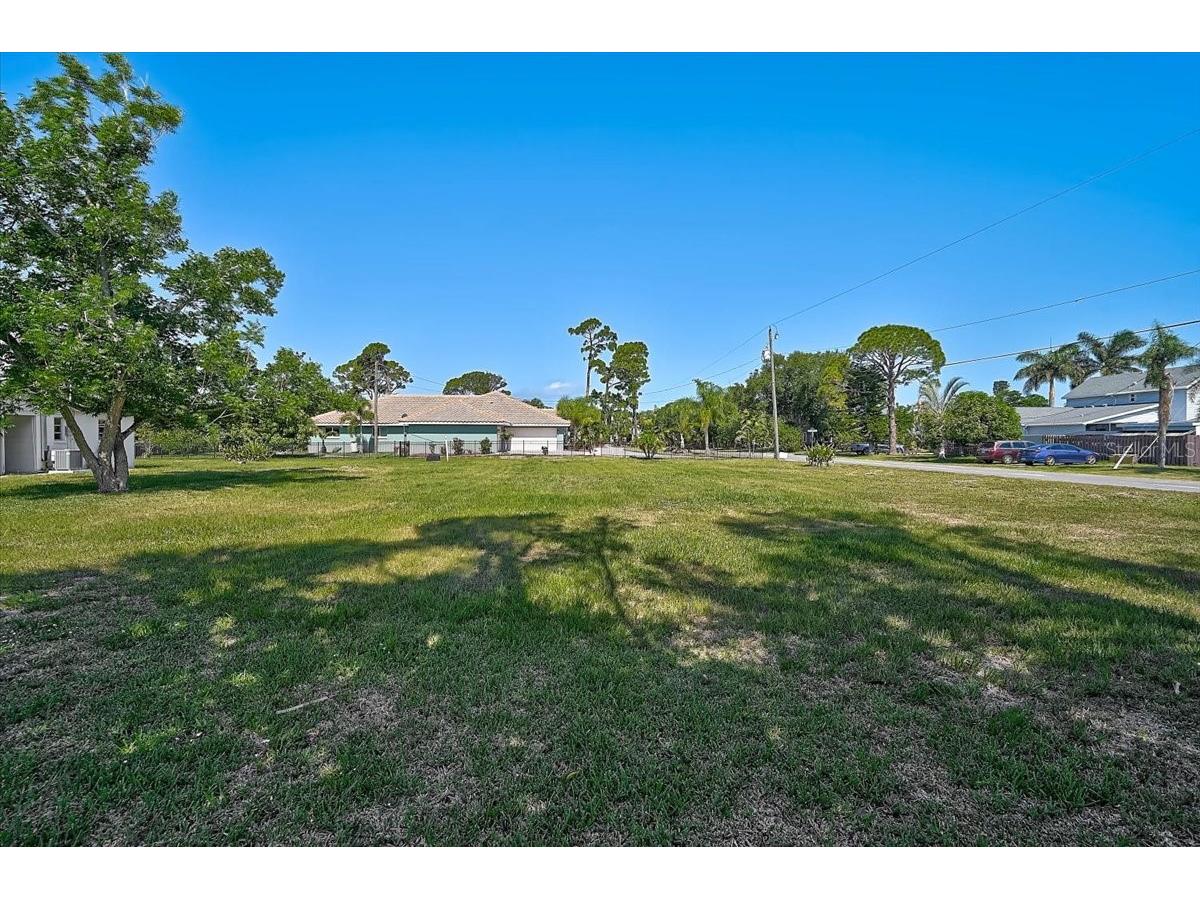 Sarabay Road Osprey FL 34229 A4698213 image7