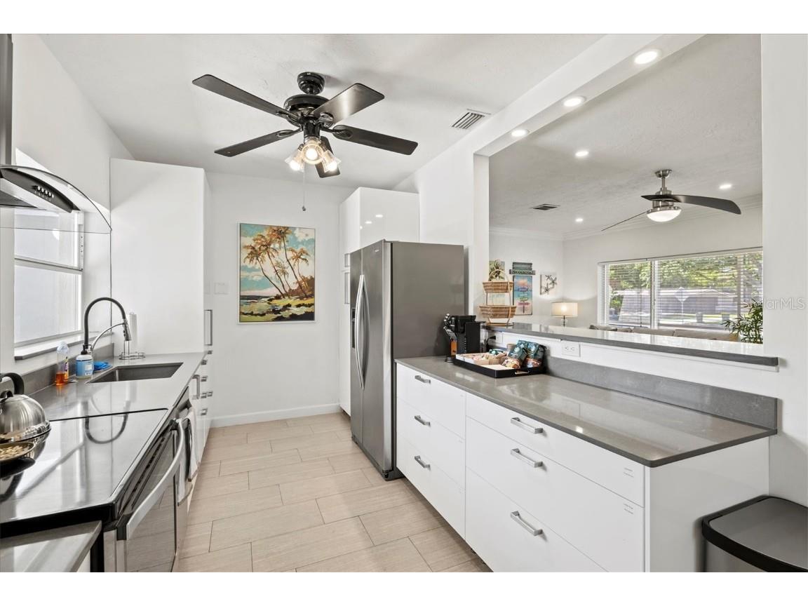  Sarasota FL 34237 A4606755 image17