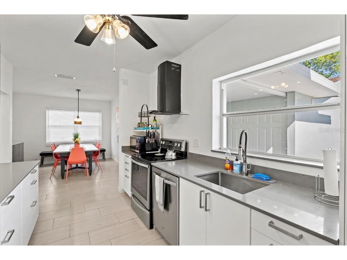  Sarasota FL 34237 A4606755 image18