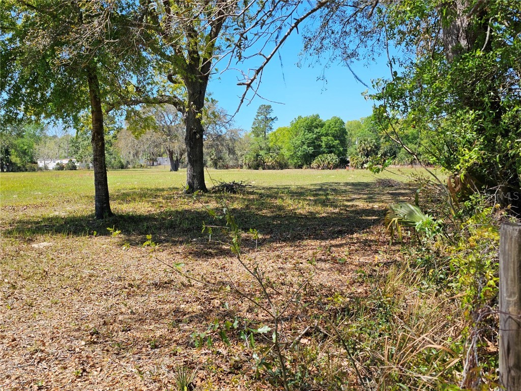 SE 121st Place Belleview FL 34420 OM655376 image1