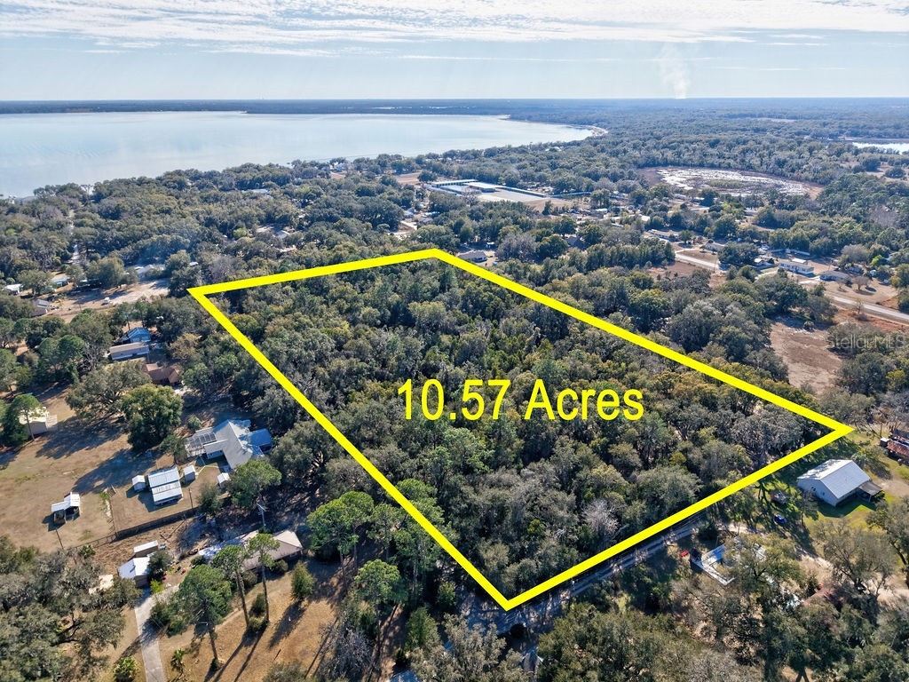 SE 129 Court Ocklawaha FL 32179 TB8474126 image1