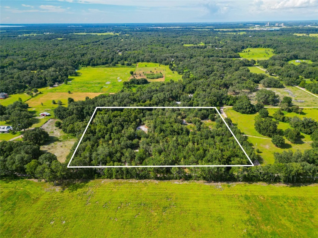 Se 29th Blvd Sumterville FL 33585 G5072357 image2