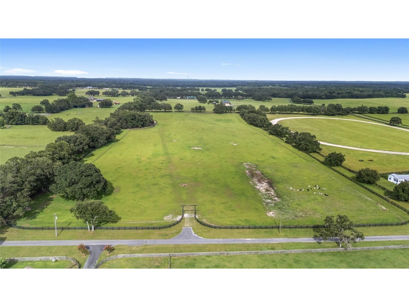 Se 47th Pl Morriston FL 32668 OM704868 image1