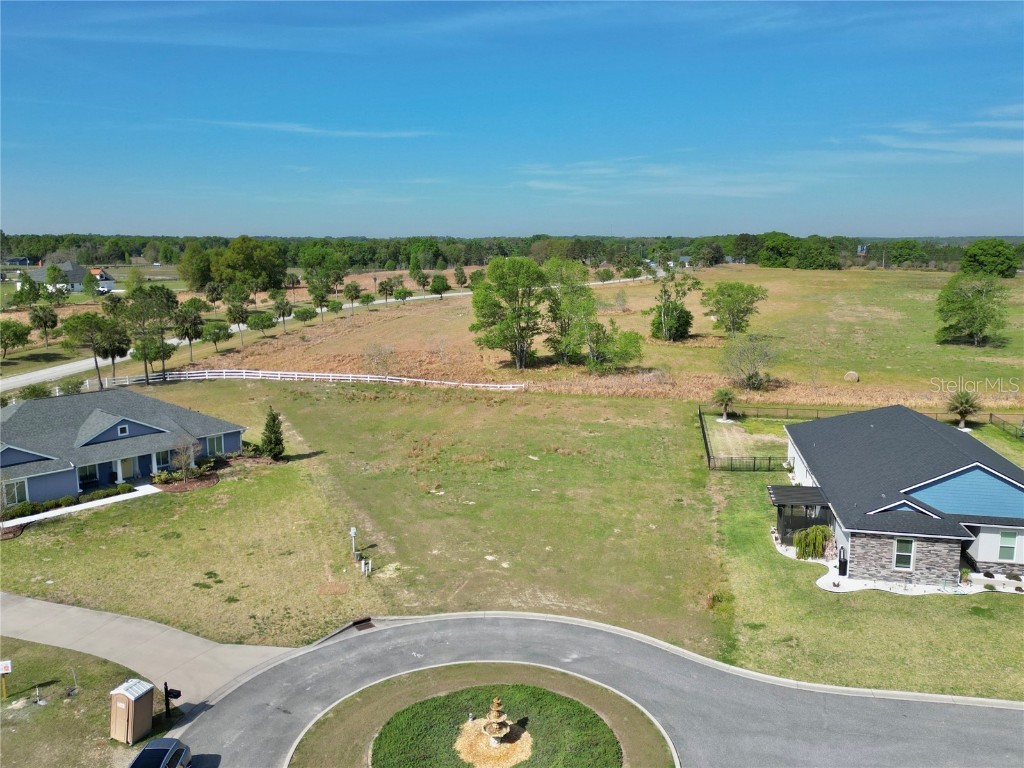 SE 61 Terrace Belleview FL 34420 OM698208 image1