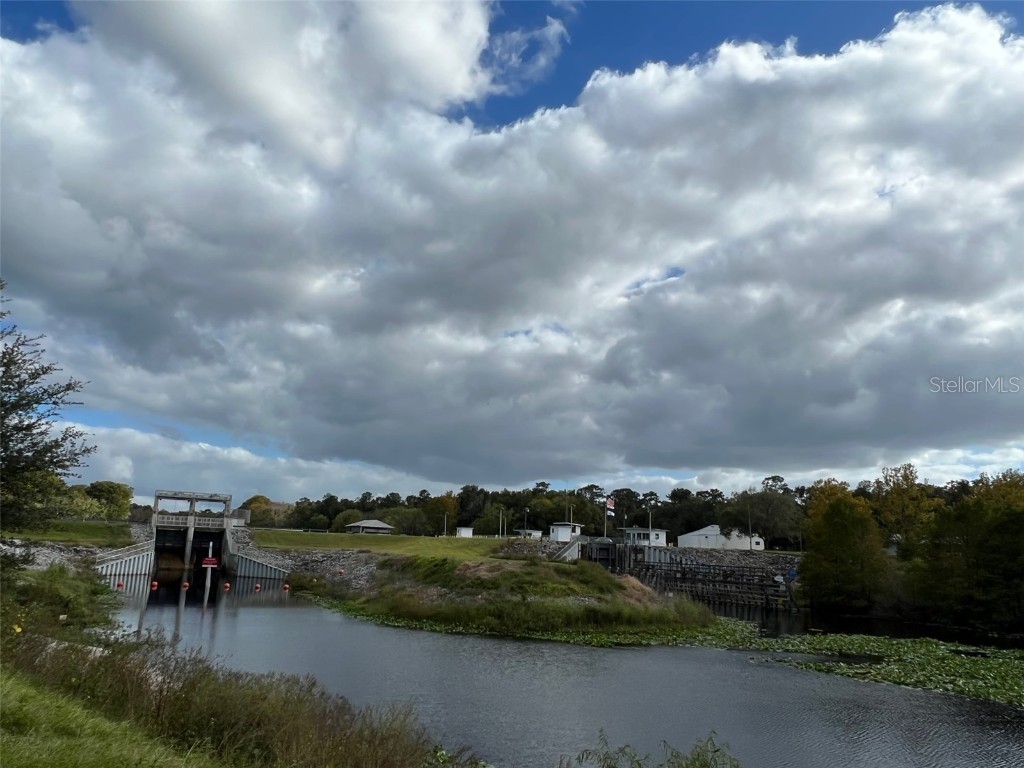 SE 74th Lane Road #6-EAST Ocklawaha FL 32179 OM662094 image22