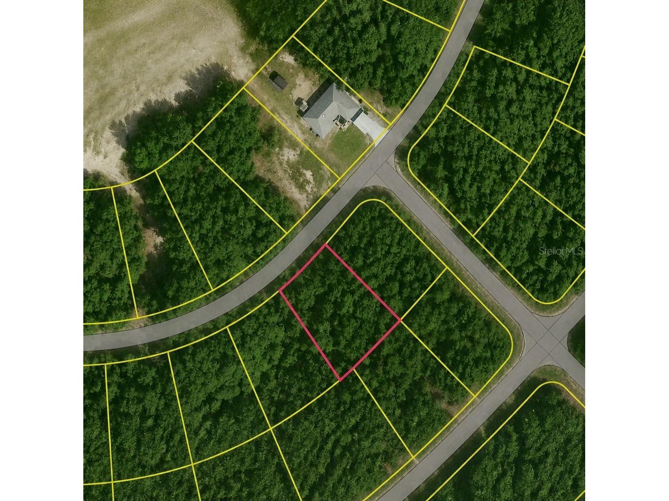 SE Fischer Lane Drive Ocklawaha FL 32179 TB8509677 image1