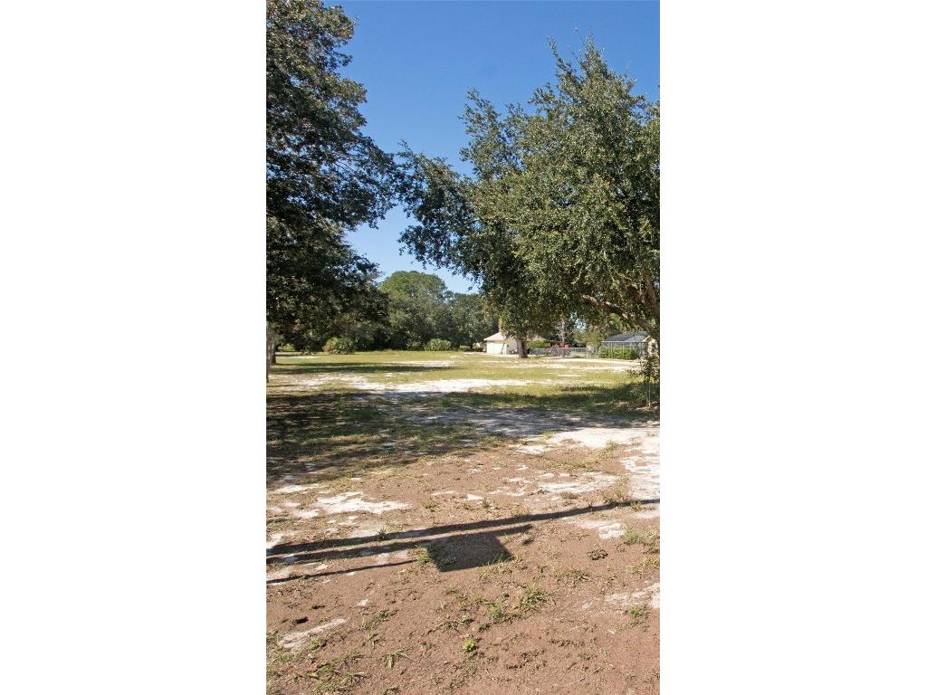 Shirley Shores Road Tavares FL 32778 G5074681 image1