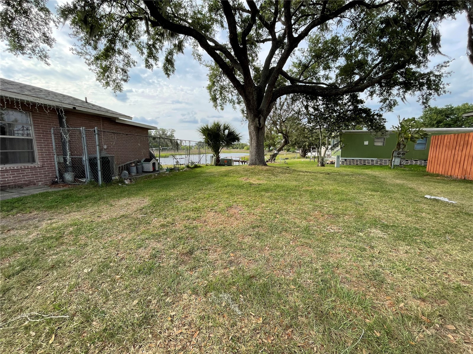 Skyview Drive Lakeland FL 33801 L4961813 image1