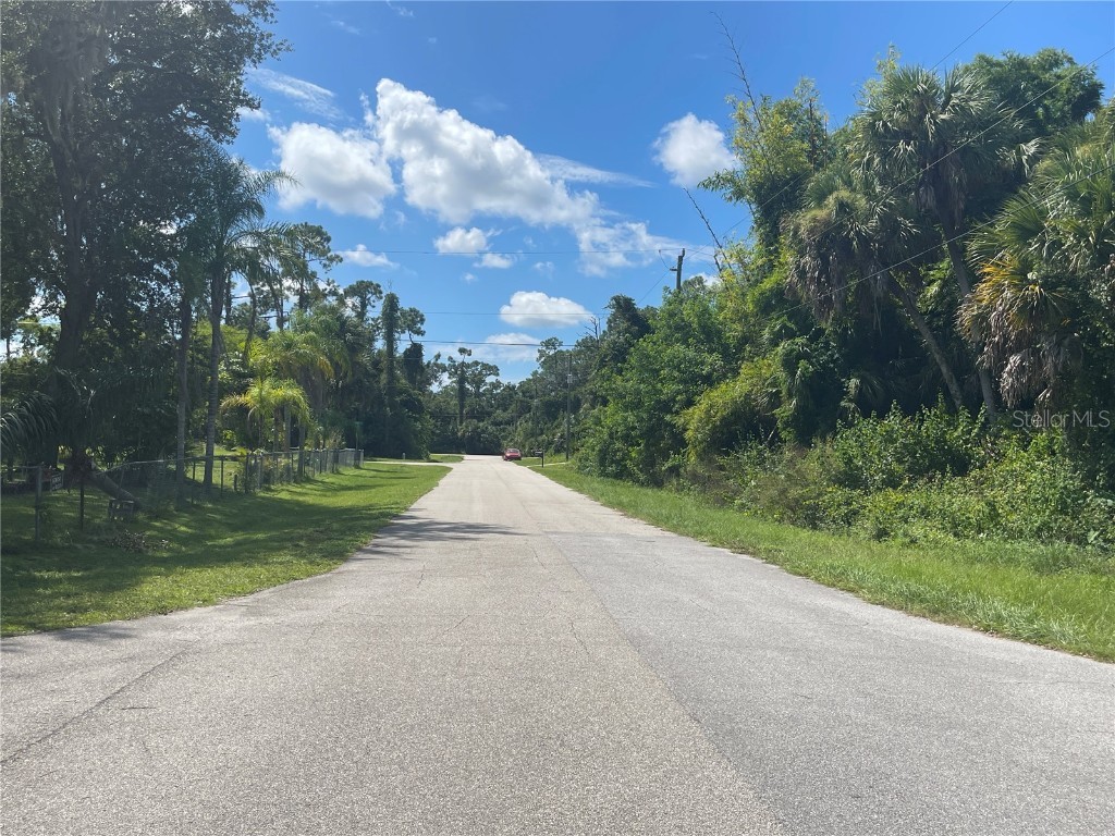 Snyder (Lot 6 Block 1019) Street North Port FL 34288 C7514923 image28
