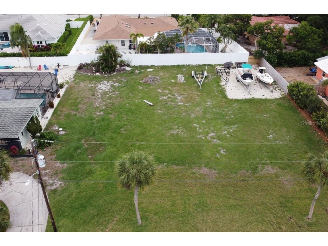 Southpointe Drive Sarasota FL 34231 A4629309 image3