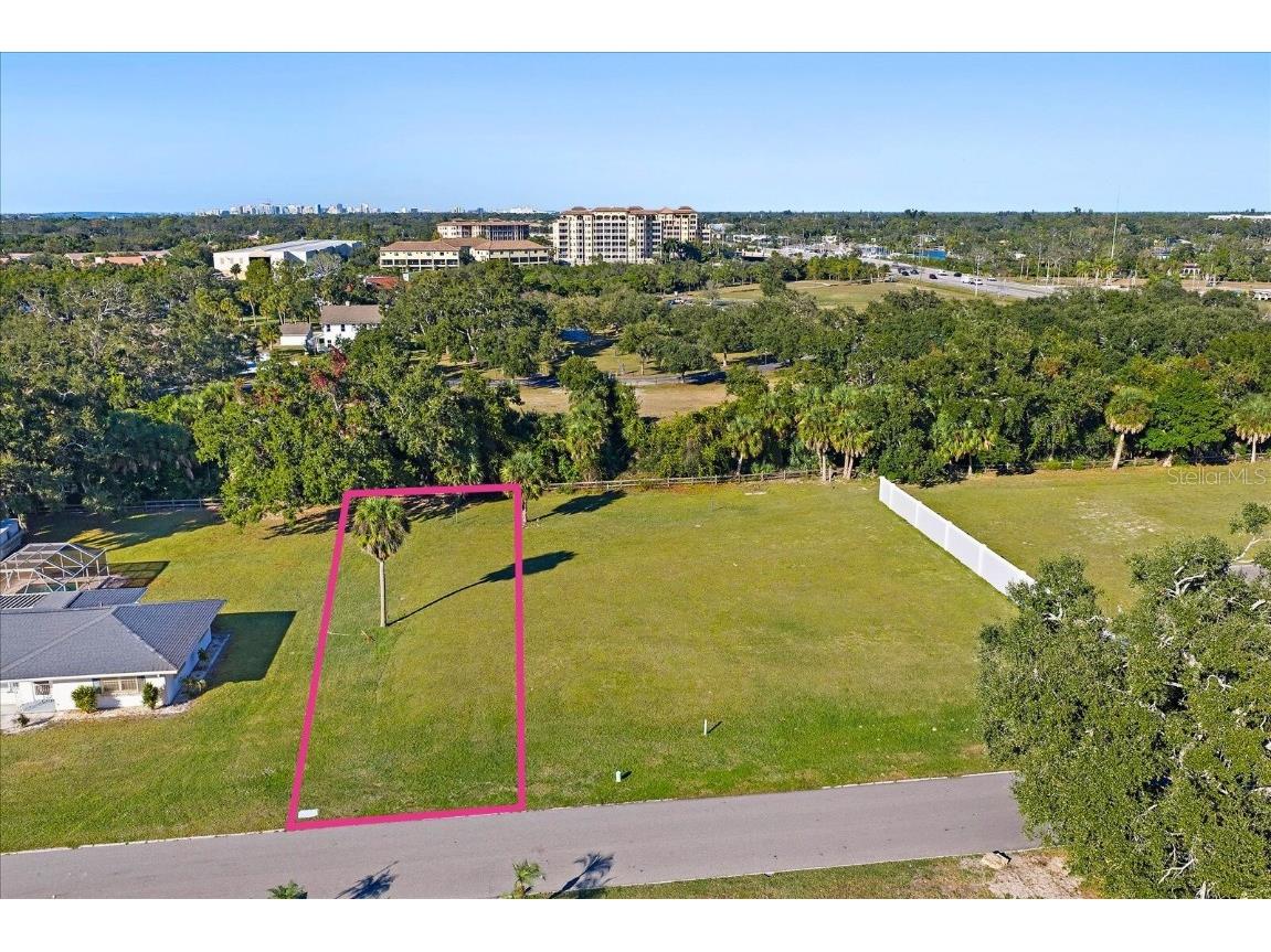 Southwood Street Sarasota FL 34231 A4675599 image1