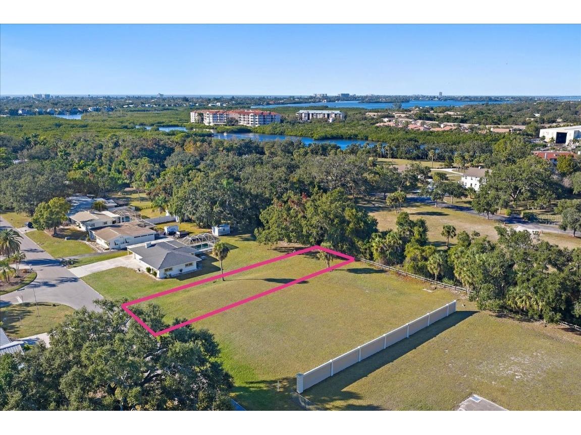 Southwood Street Sarasota FL 34231 A4675599 image2