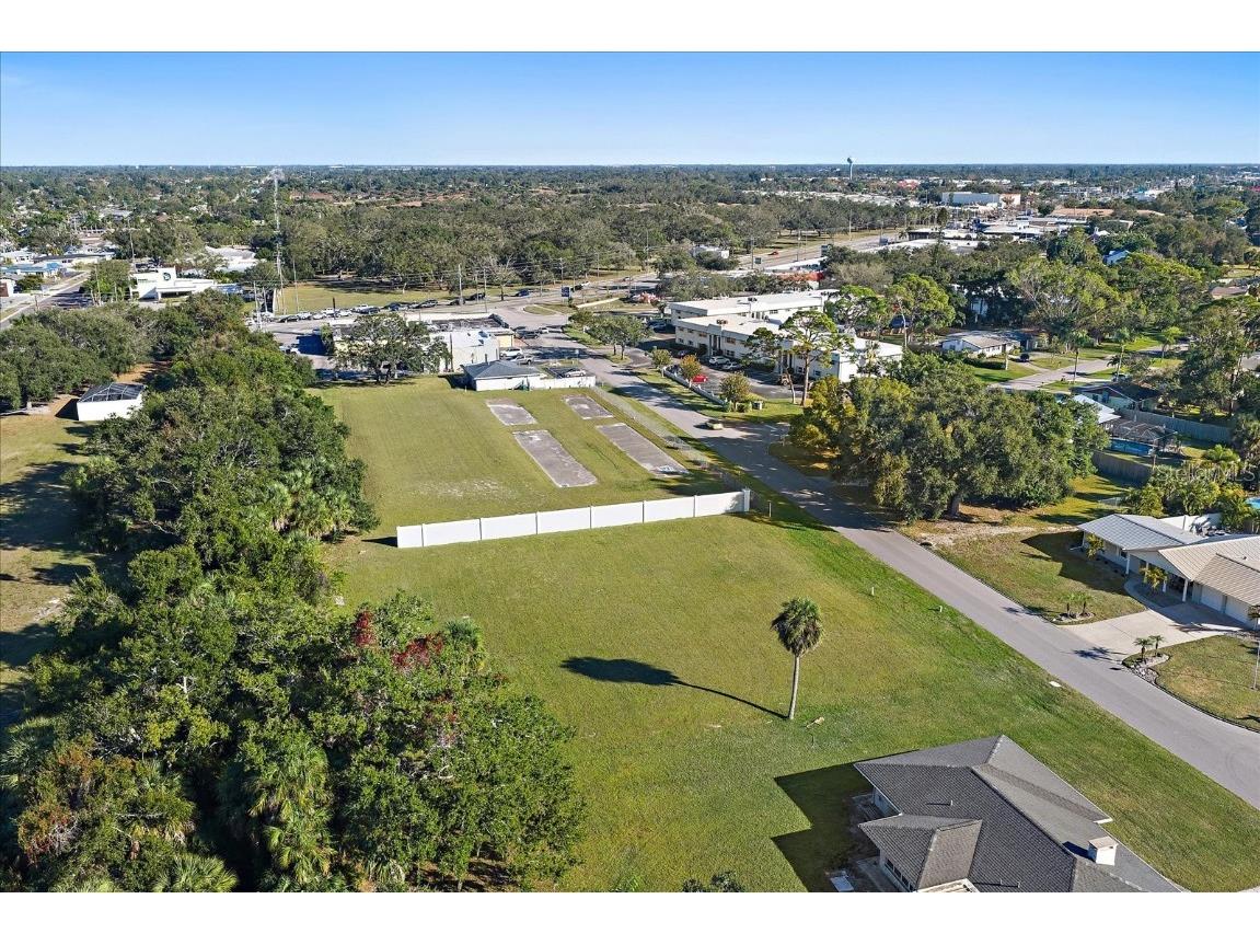 Southwood Street Sarasota FL 34231 A4675599 image7