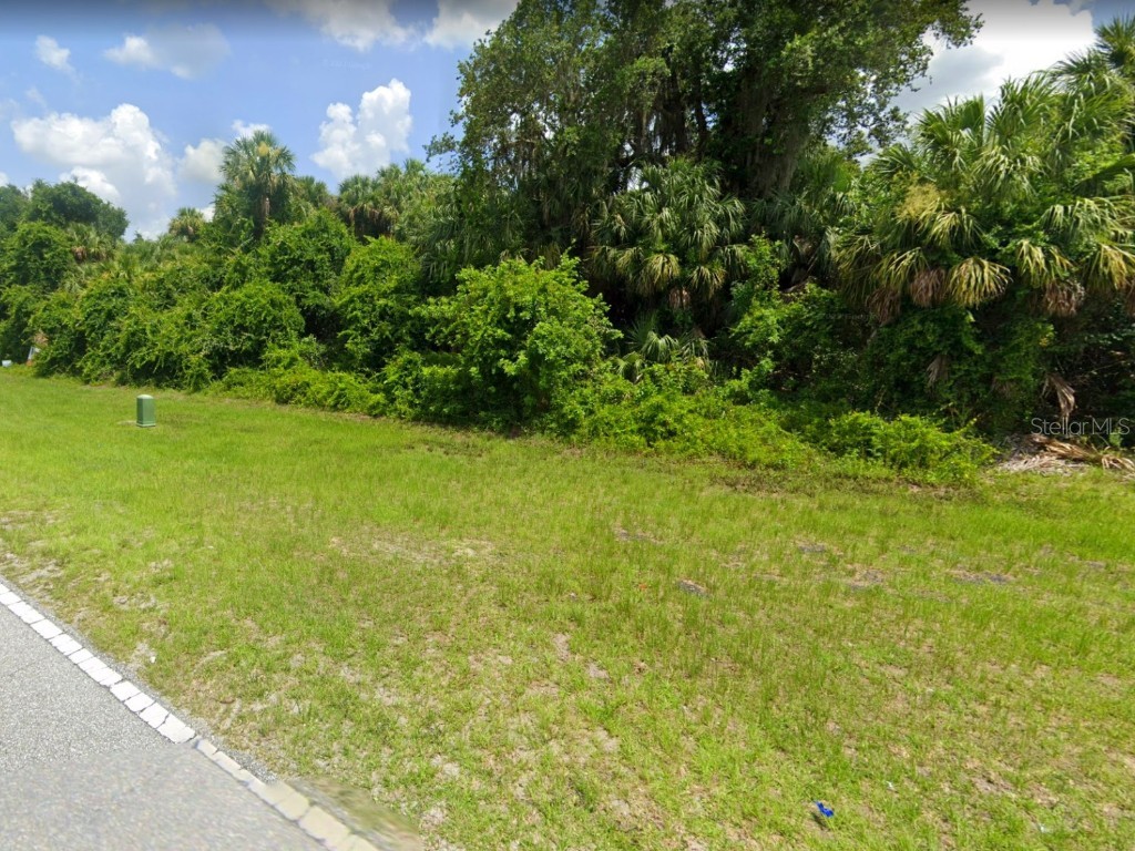 Spence Court North Port FL 34288 A4572825 image1