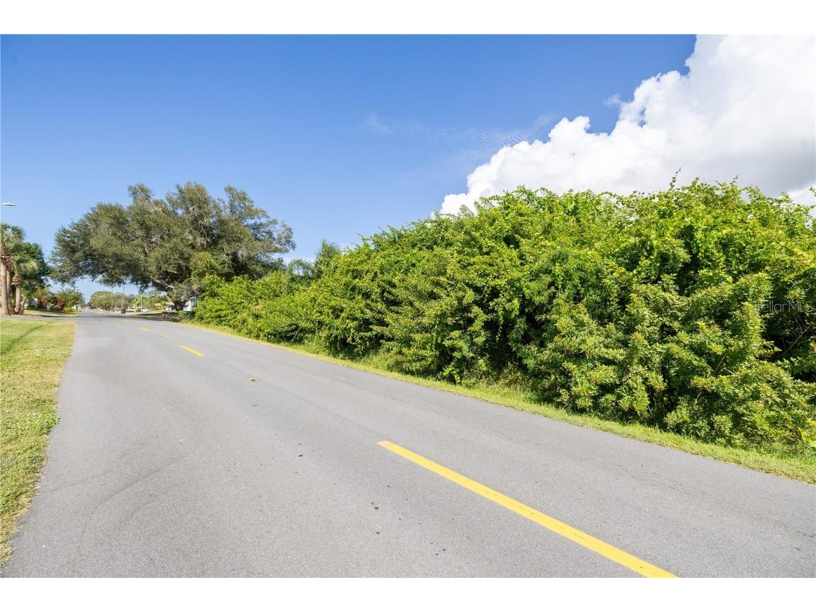 Sterling Road Venice FL 34293 A4669448 image2