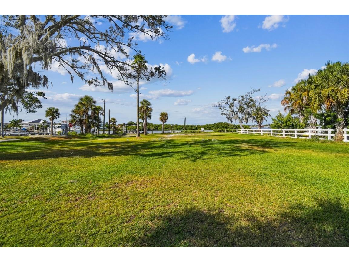 Sunset Boulevard Port Richey FL 34668 TB8432467 image17