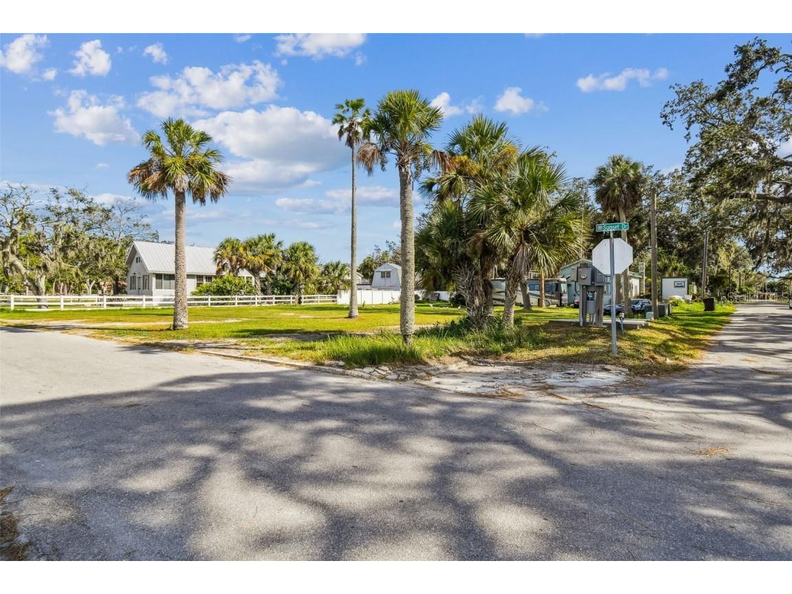 Sunset Boulevard Port Richey FL 34668 TB8432467 image4