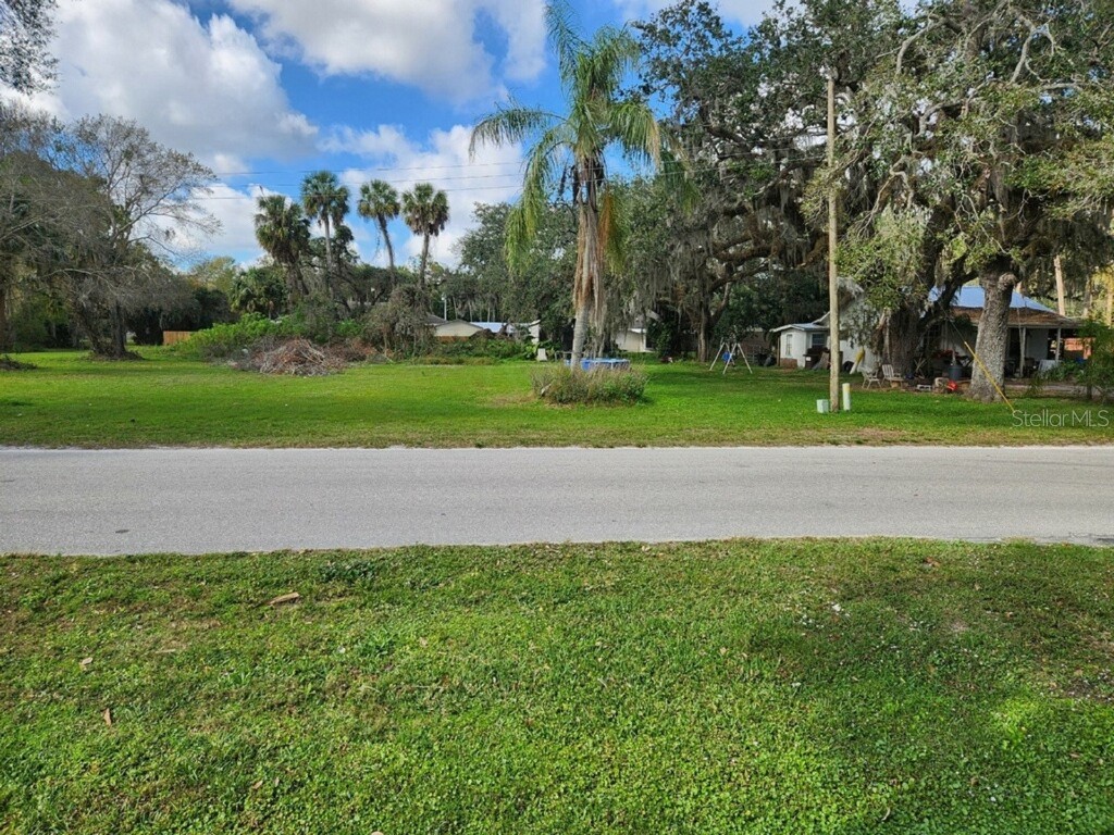 SW 2nd Avenue Okeechobee FL 34974 OK222412 image1