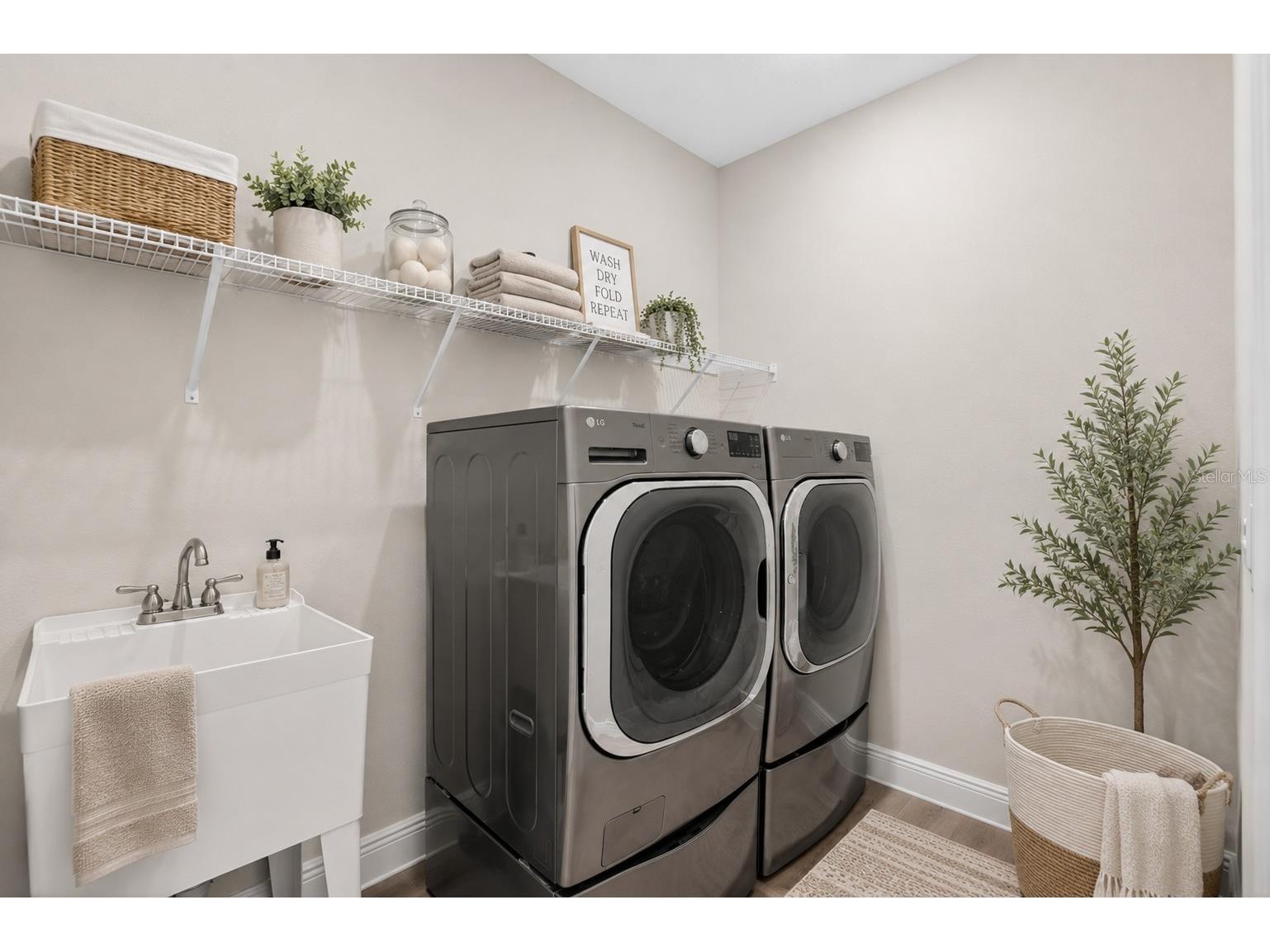 10009 Surrey Rose Drive San Antonio FL 33576 TB8511963 image27