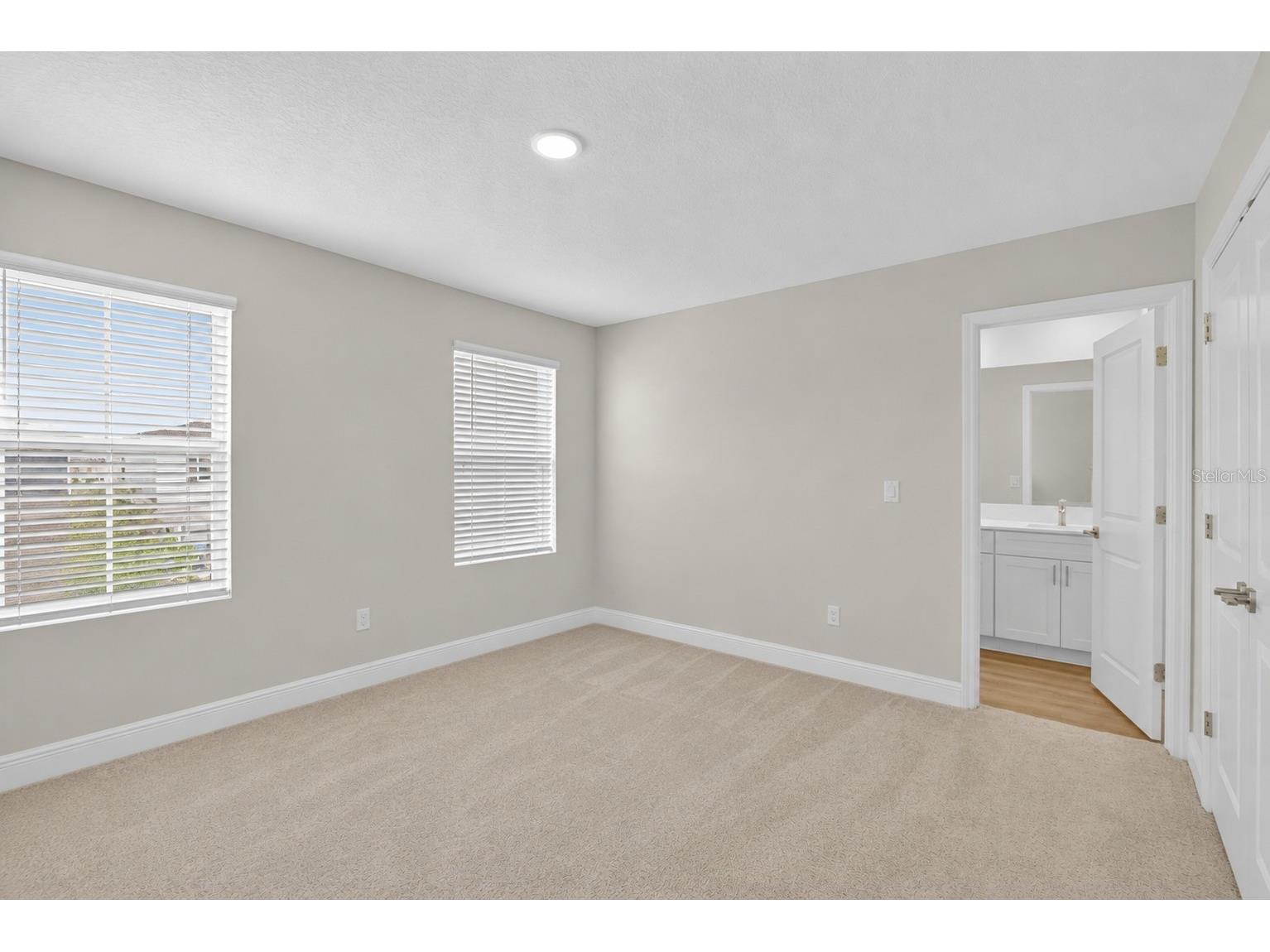 10009 Surrey Rose Drive San Antonio FL 33576 TB8511963 image39