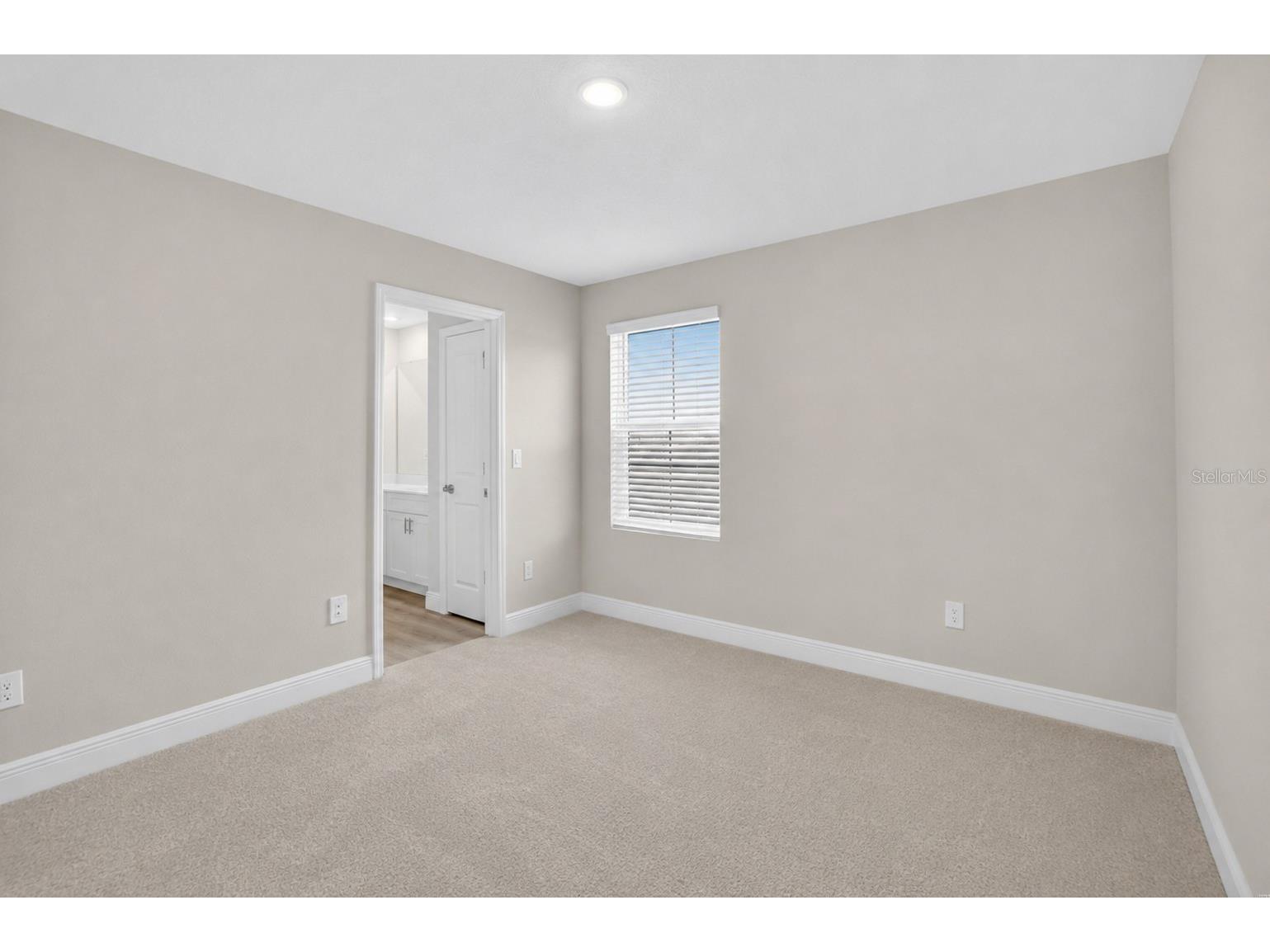 10009 Surrey Rose Drive San Antonio FL 33576 TB8511963 image42