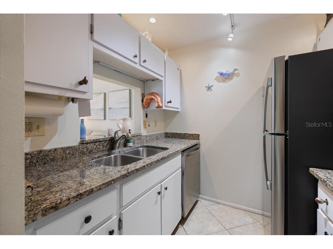  Sarasota FL 34231 - INTRACOASTAL WATERSAY A4673925 image7