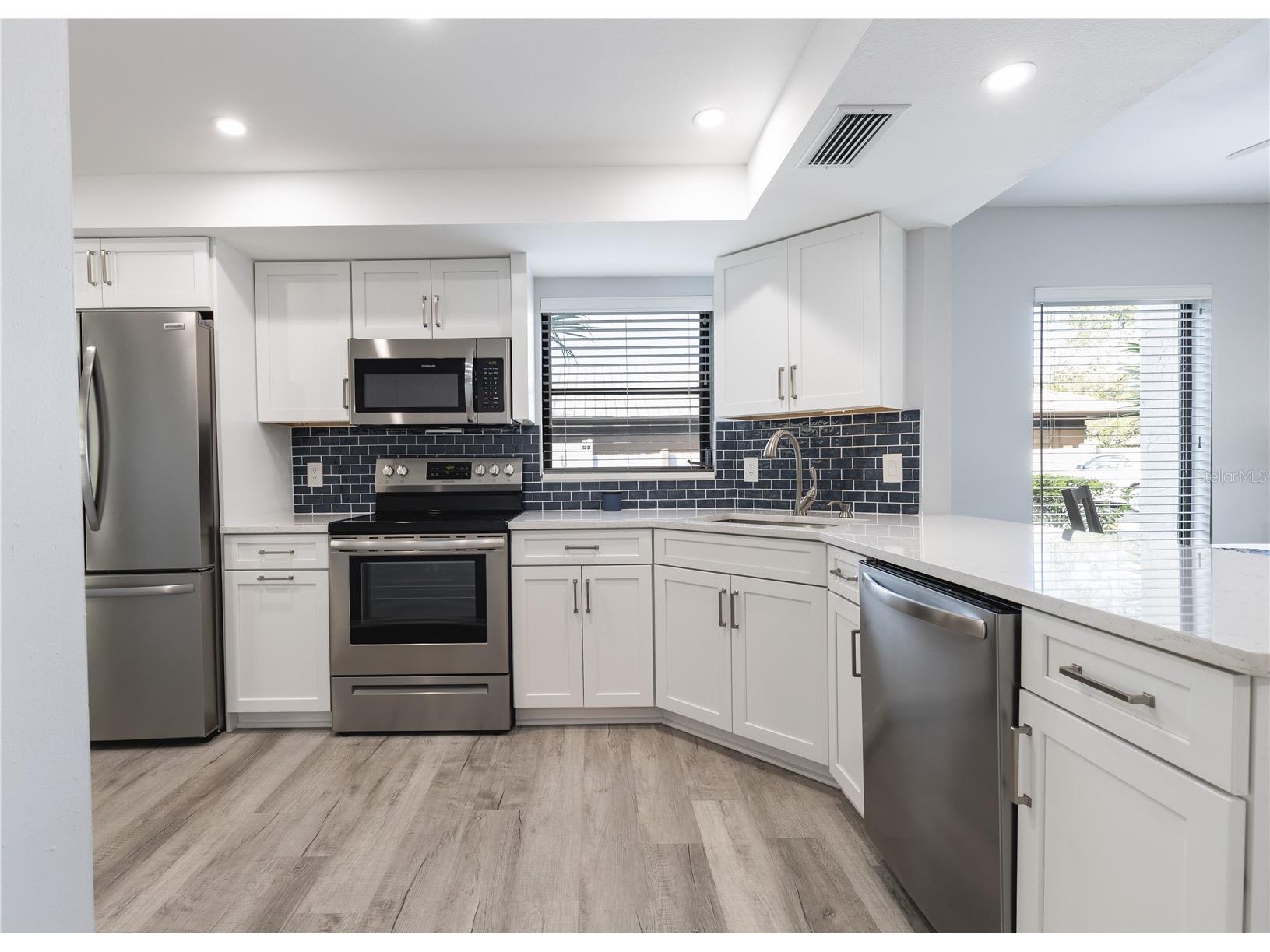  Sarasota FL 34231 A4685155 image5