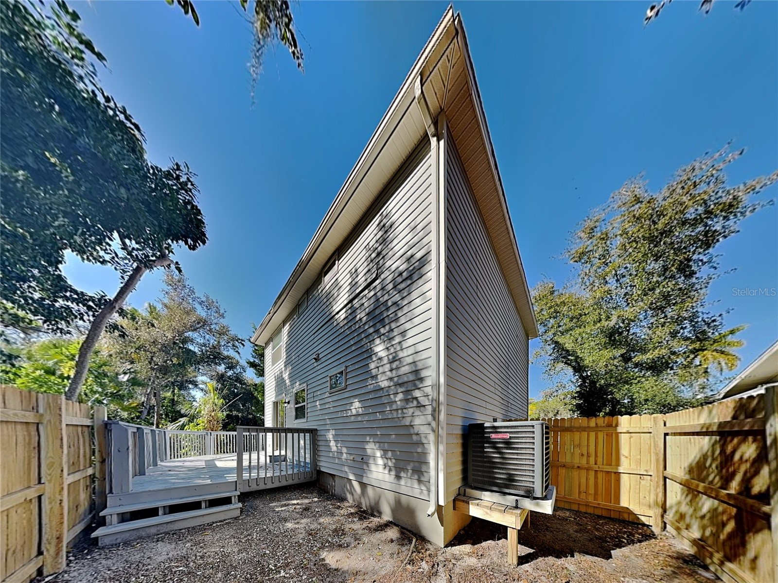  Sarasota FL 34231 TB8467465 image18