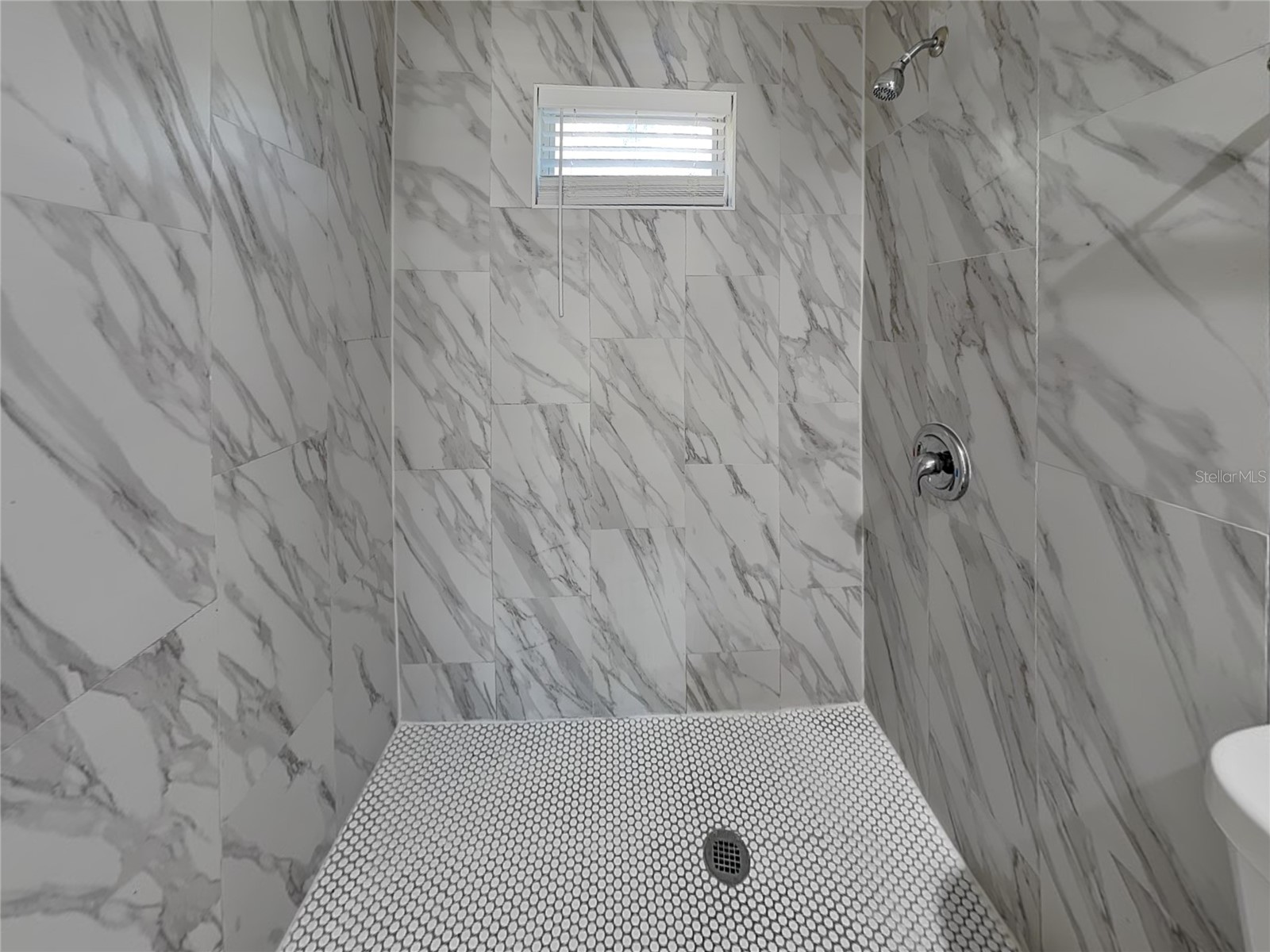  Sarasota FL 34231 TB8467465 image9