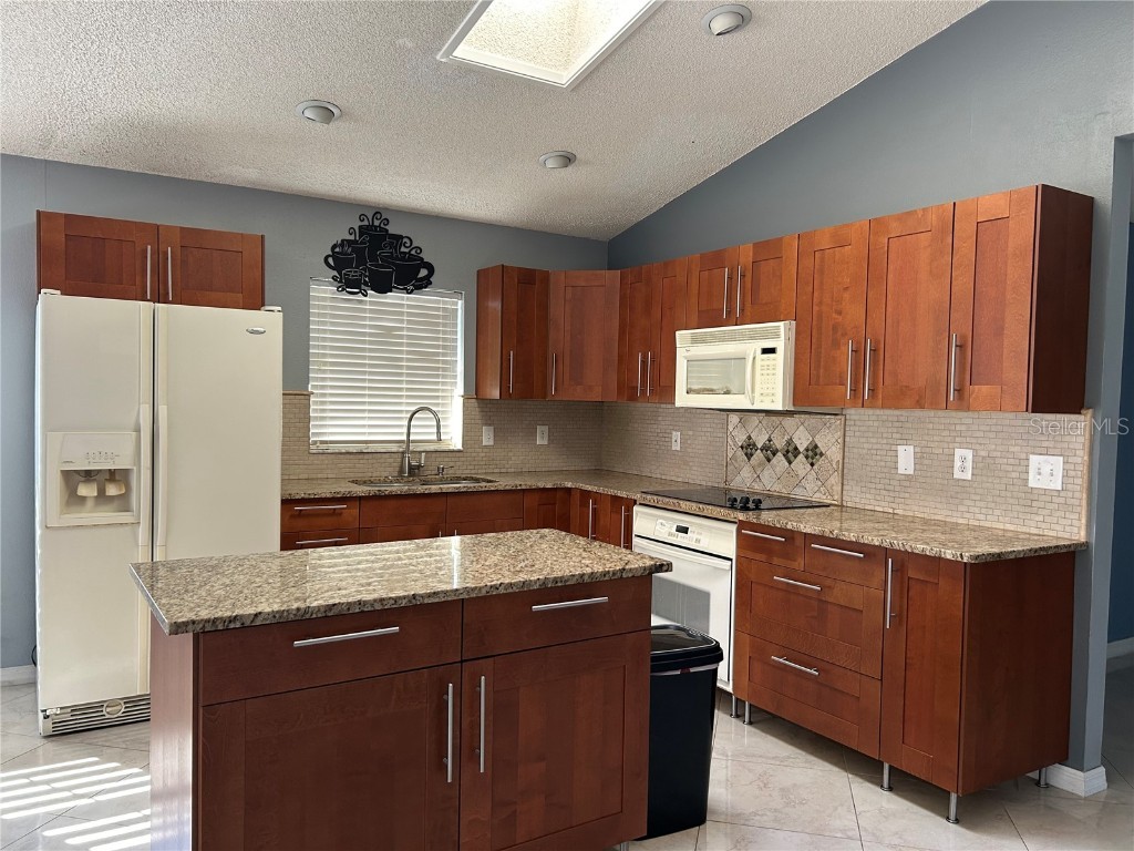 1024 Albritton Avenue Sarasota FL 34232 A4672281 image6