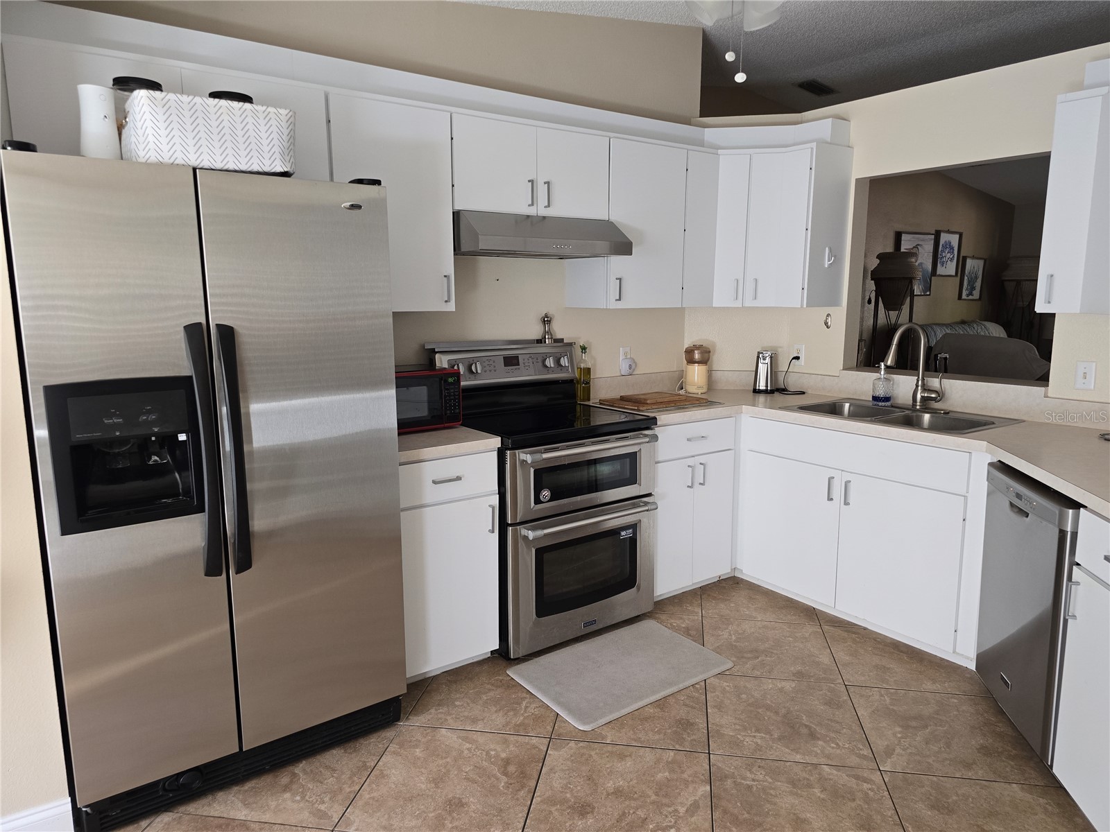 4553 Linwood Street Sarasota FL 34232 A4693155 image5