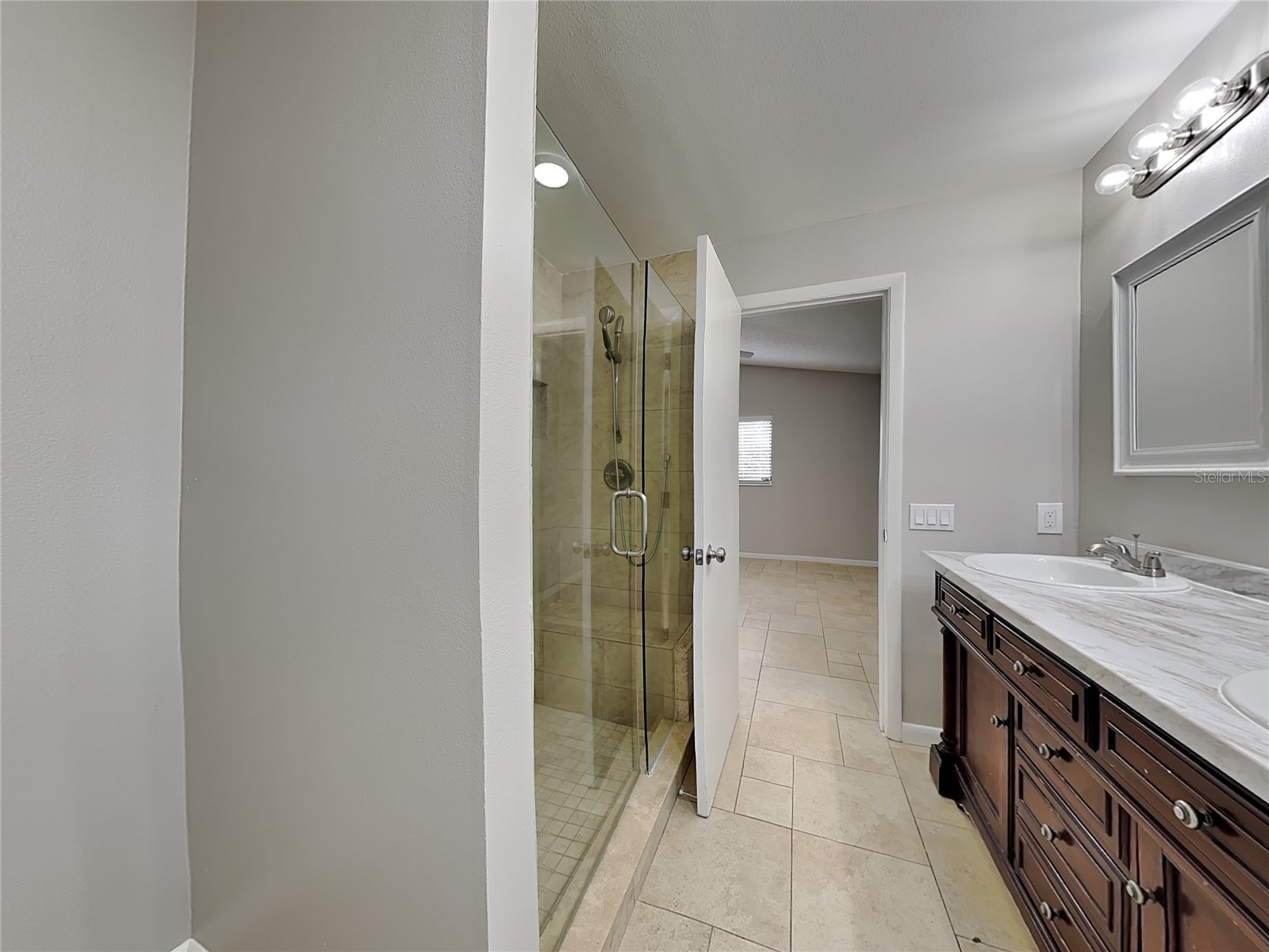  Sarasota FL 34233 TB8469743 image11