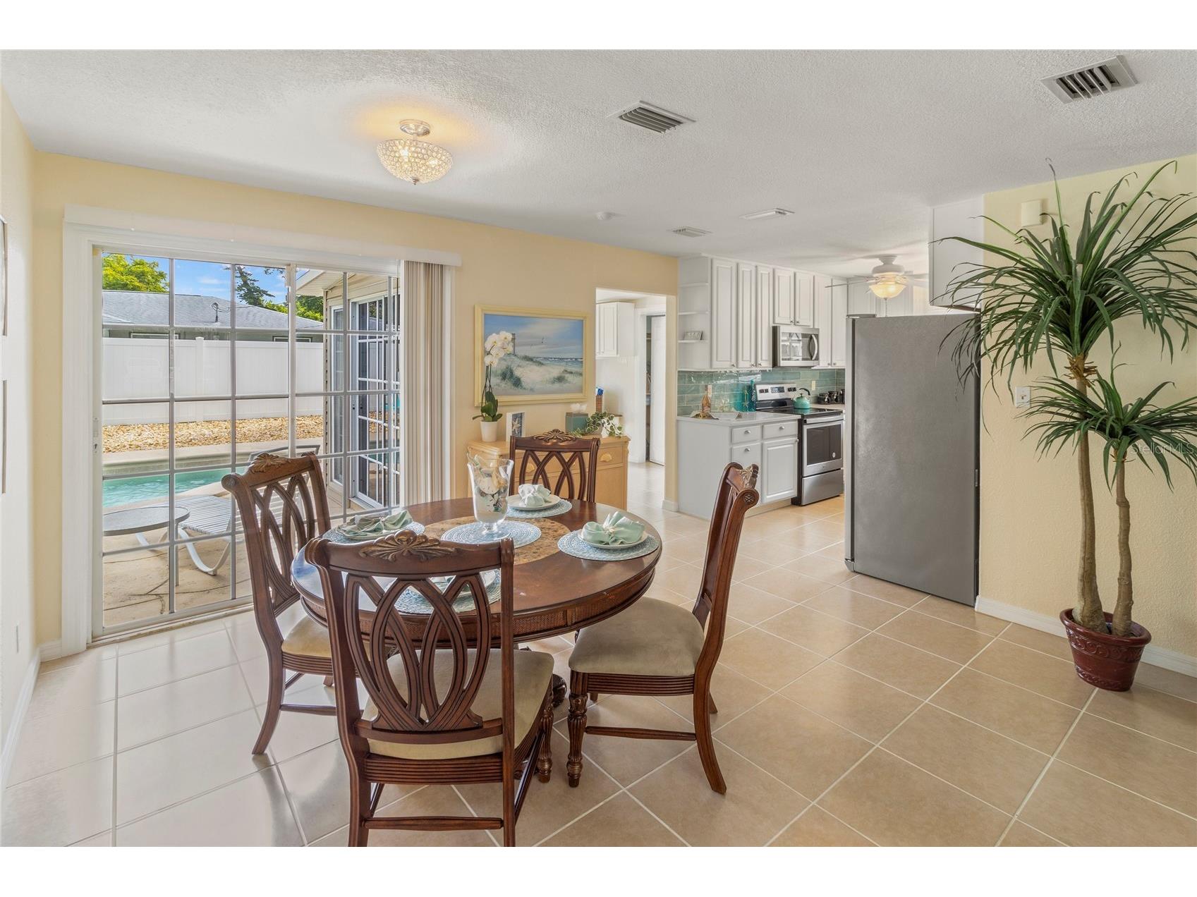  Sarasota FL 34237 A4693885 image12