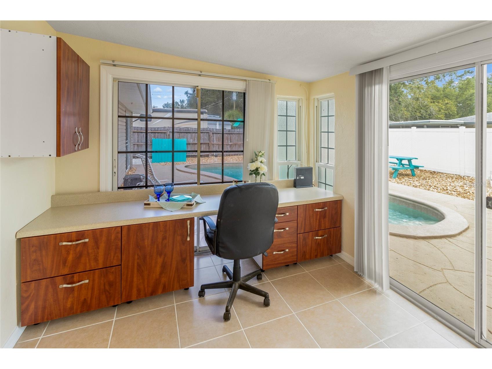 Sarasota FL 34237 A4693885 image21
